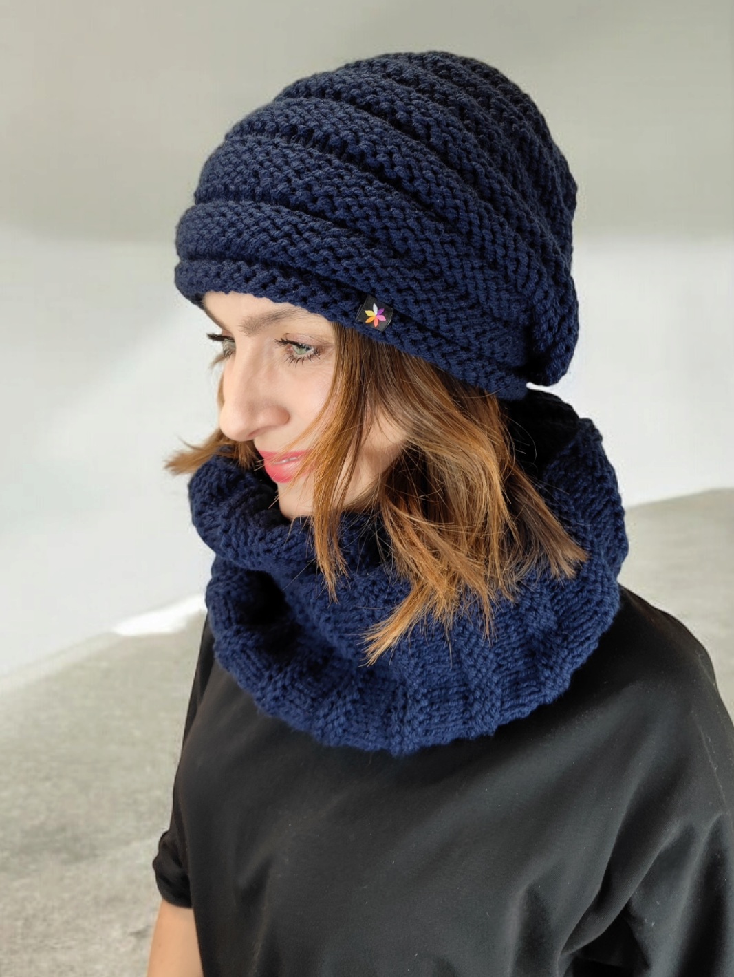 Hřejivý pletený nákrčník pro zimní dny